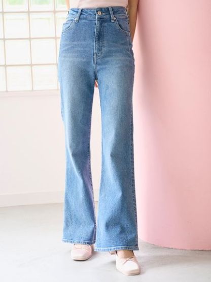 【STYLE UP PANTS】フレアパンツ