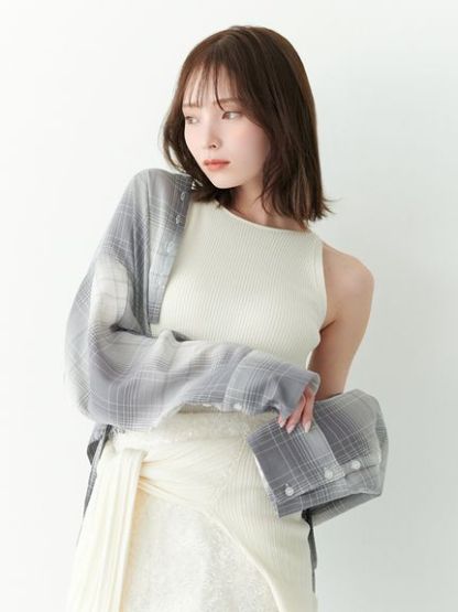 クロップドシャツ