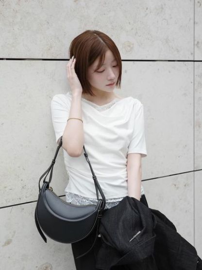【USAGI ONLINE限定/ZOZOTOWN限定】レーストリムワンショルカットソー