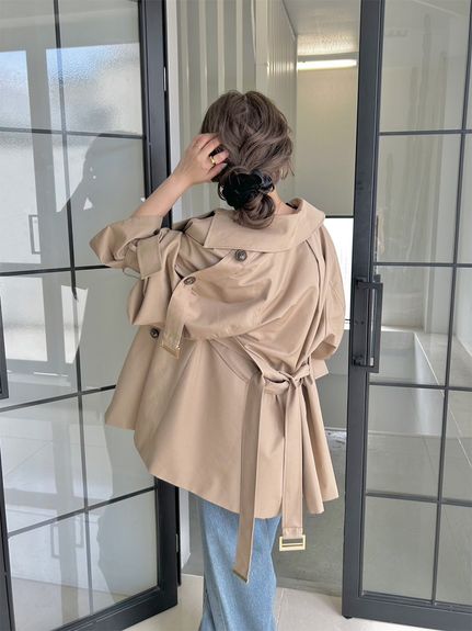 ミドルトレンチコート