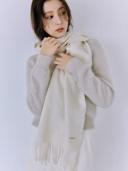 【HIGH QUALITY】フォックスカシミヤクルーネックカーディガン