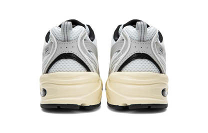 New Balance 530 ホワイト／メタリックシルバー／ブラック（MR530TA） 商品画像 4