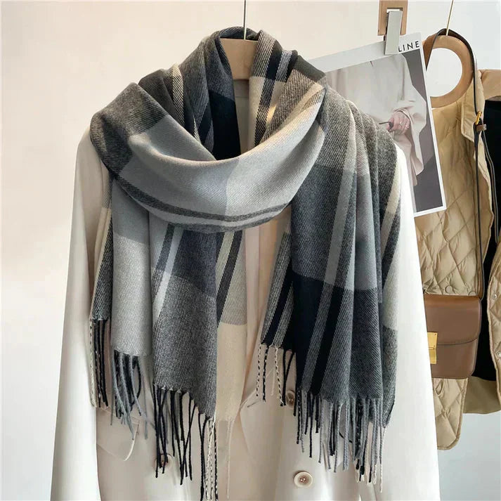 Luxury Elegant Warm Scarf