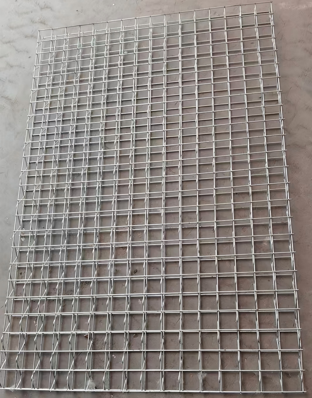 Privacy Garden Trellis Panels | Plant Climbing Mesh for Green Privacy Wall