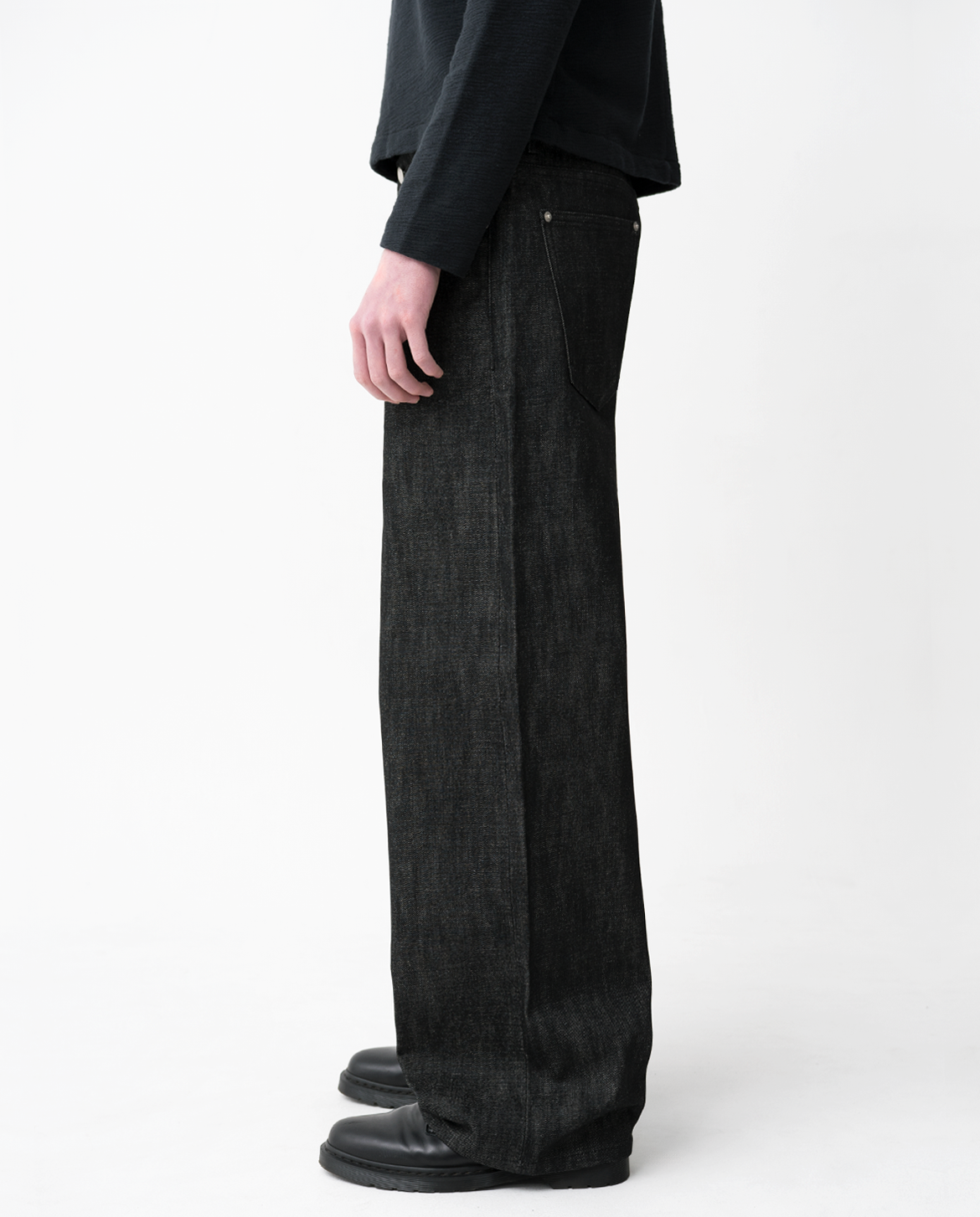 MENES Raw Selvedge Relaxed Fit Jeans - Black