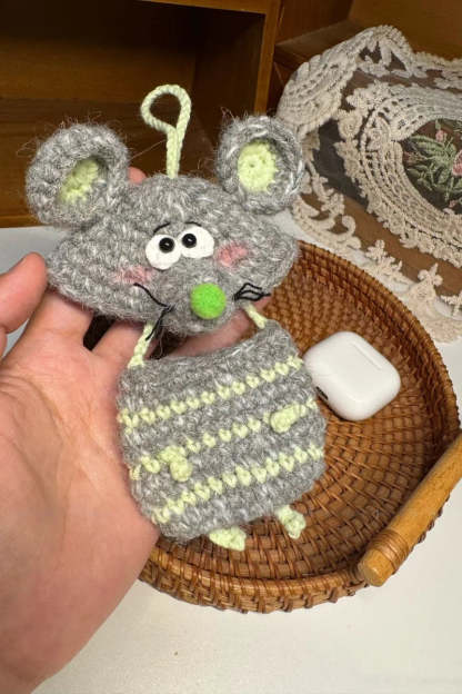 Handmade Crochet Fluffy Mouse Earphone Pouch
