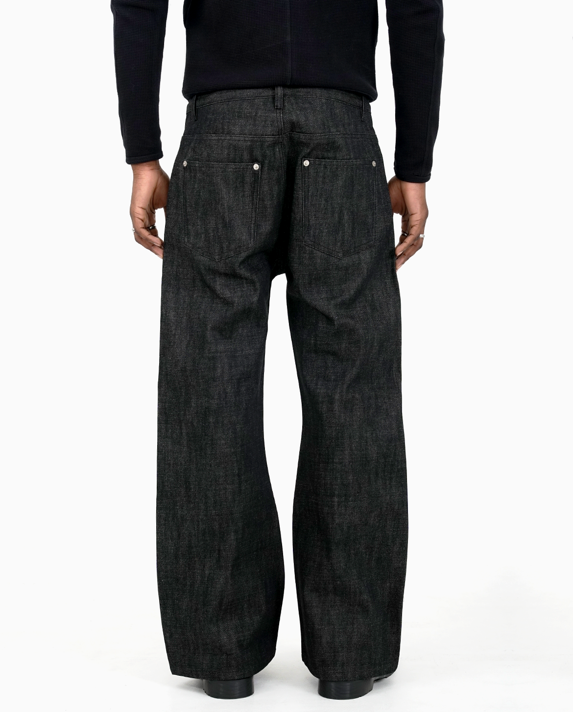 MENES Raw Selvedge Bootcut Jeans - Black