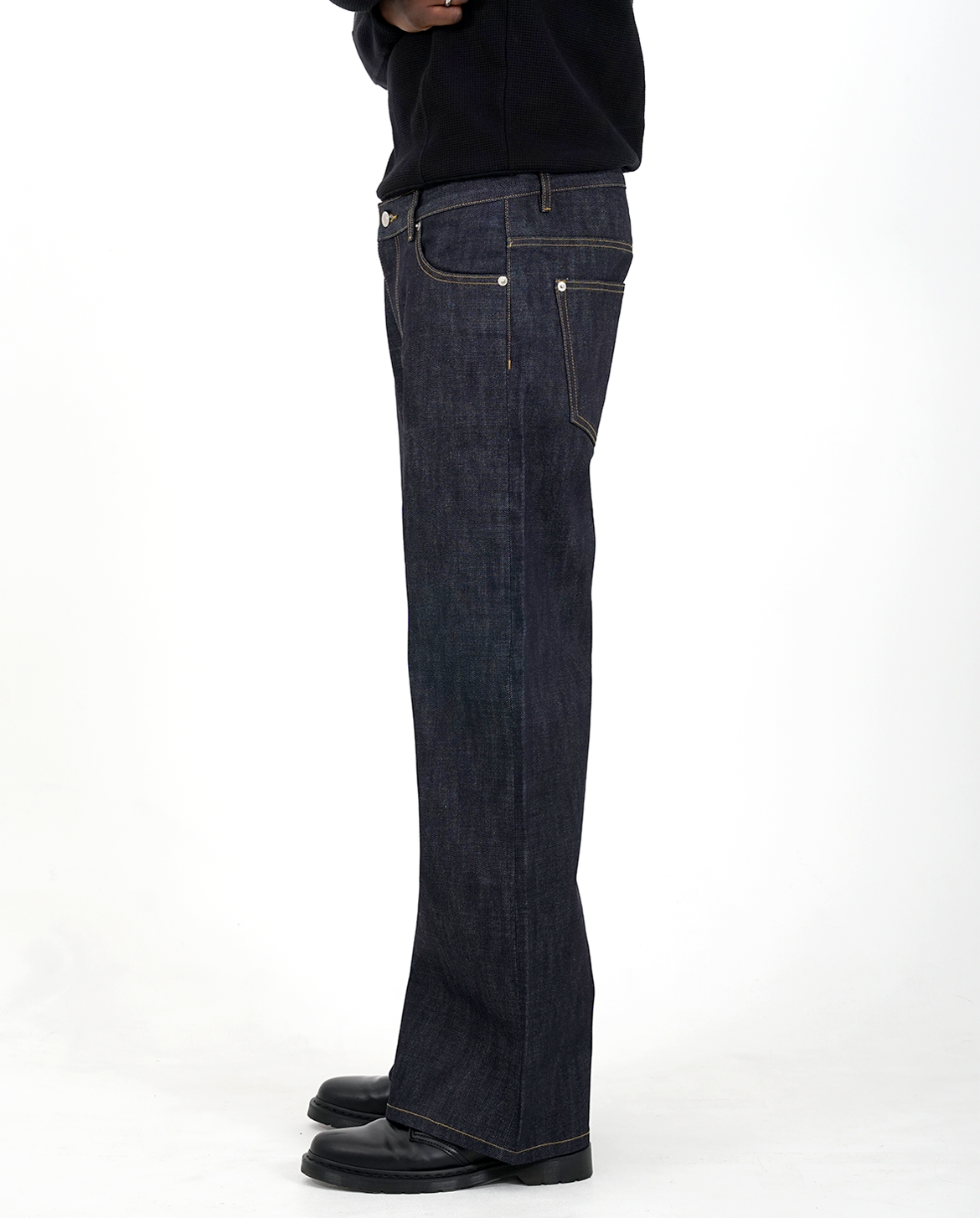 MENES Raw Selvedge Bootcut Jeans - Indigo