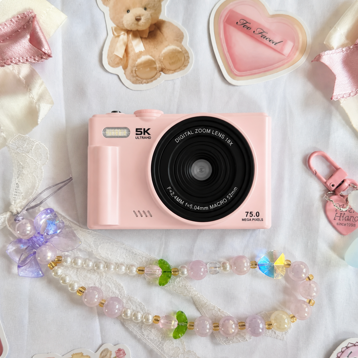 5K 75MP Flip Screen Digital Camera Pristine condition