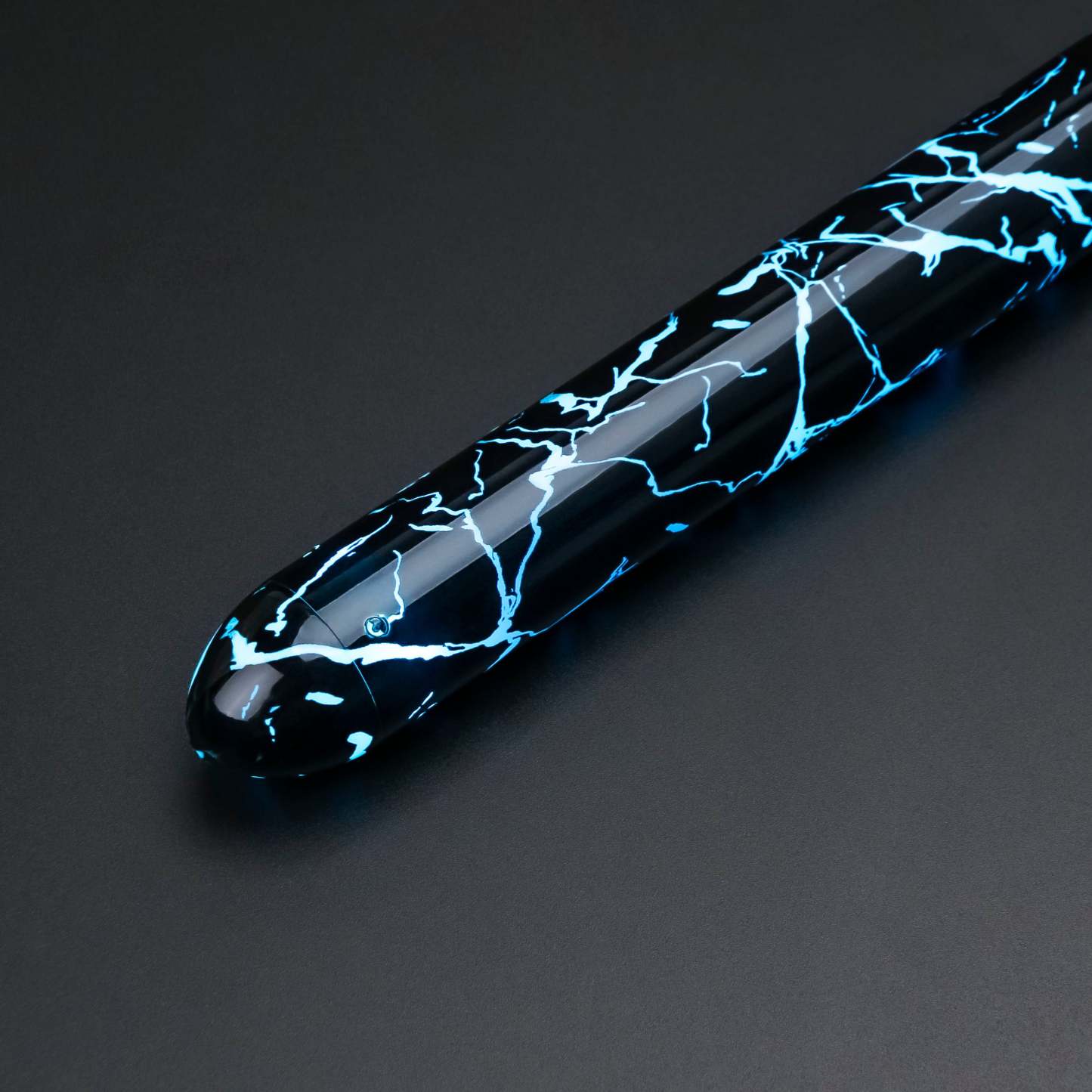 Dark lava blade - Ships within 12 hours