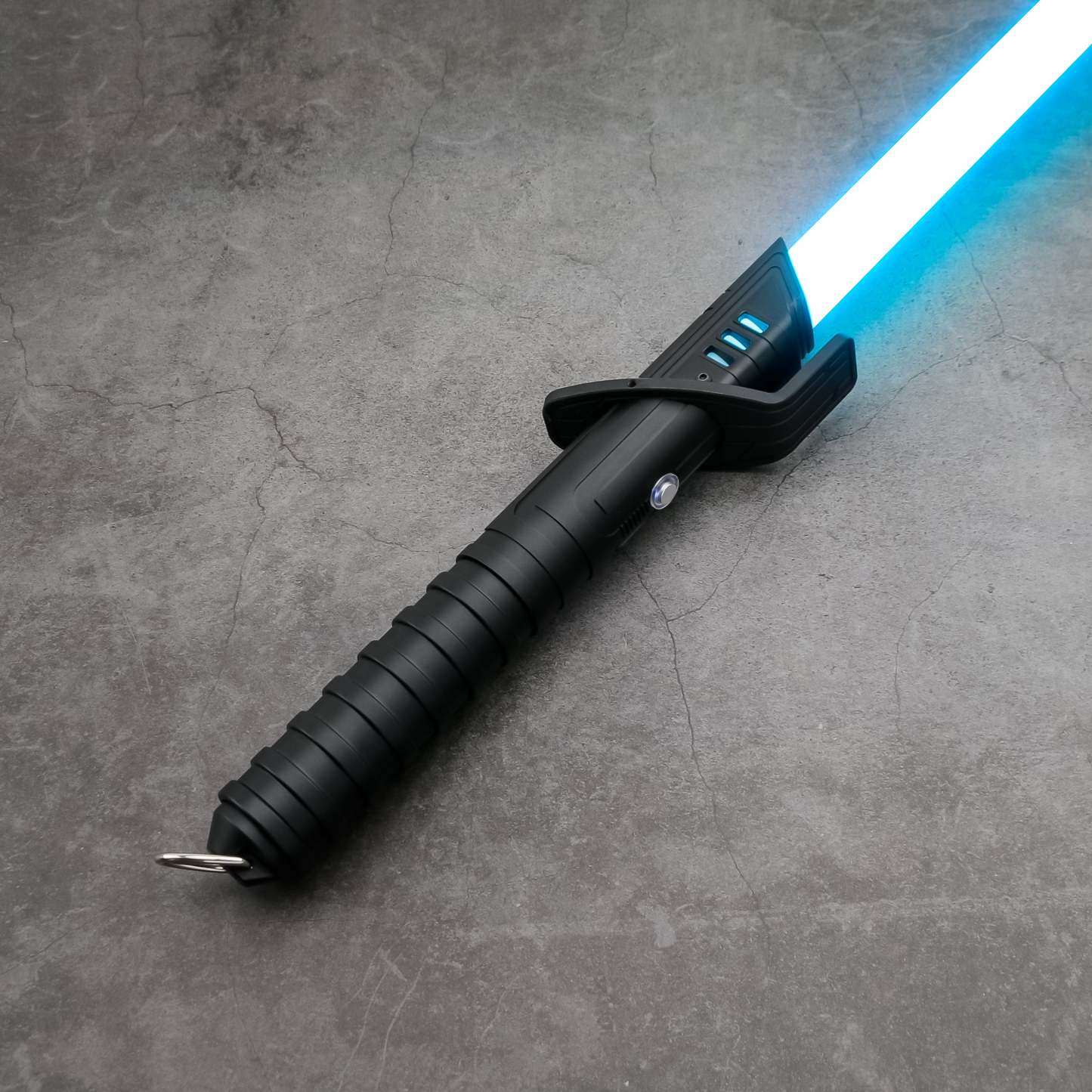 Darksaber SE - Ships within 12 hours