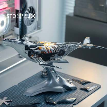 Stodeer Mechanical Metal Humpback Whale Model - Ships within 24 hours