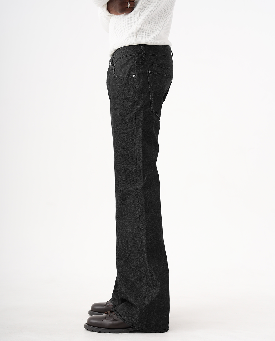 MENES Okayama Raw Selvedge Slim Bootcut Jeans - Black
