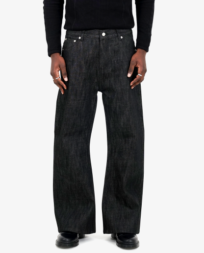 MENES Raw Selvedge Bootcut Jeans - Black