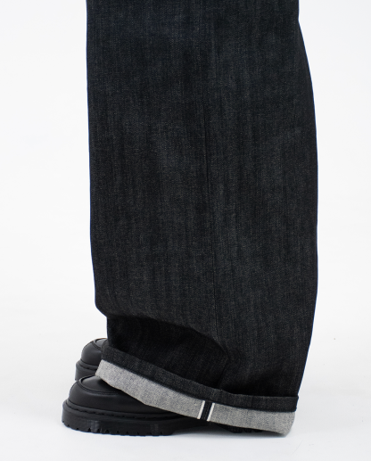 MENES Okayama Raw Selvedge Baggy Jeans - Black