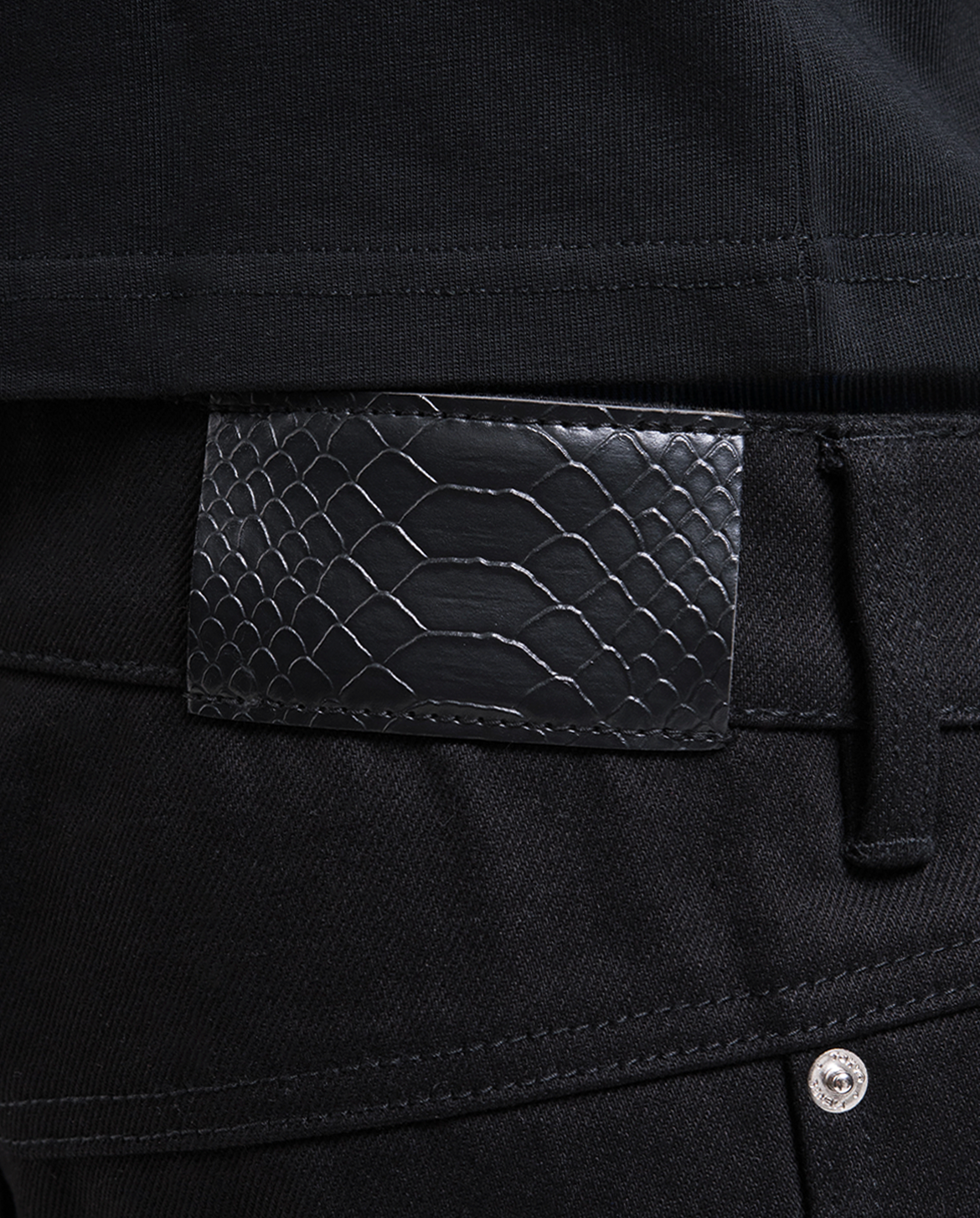MENES Janome Raw Loose Fit Jeans - Black/Black