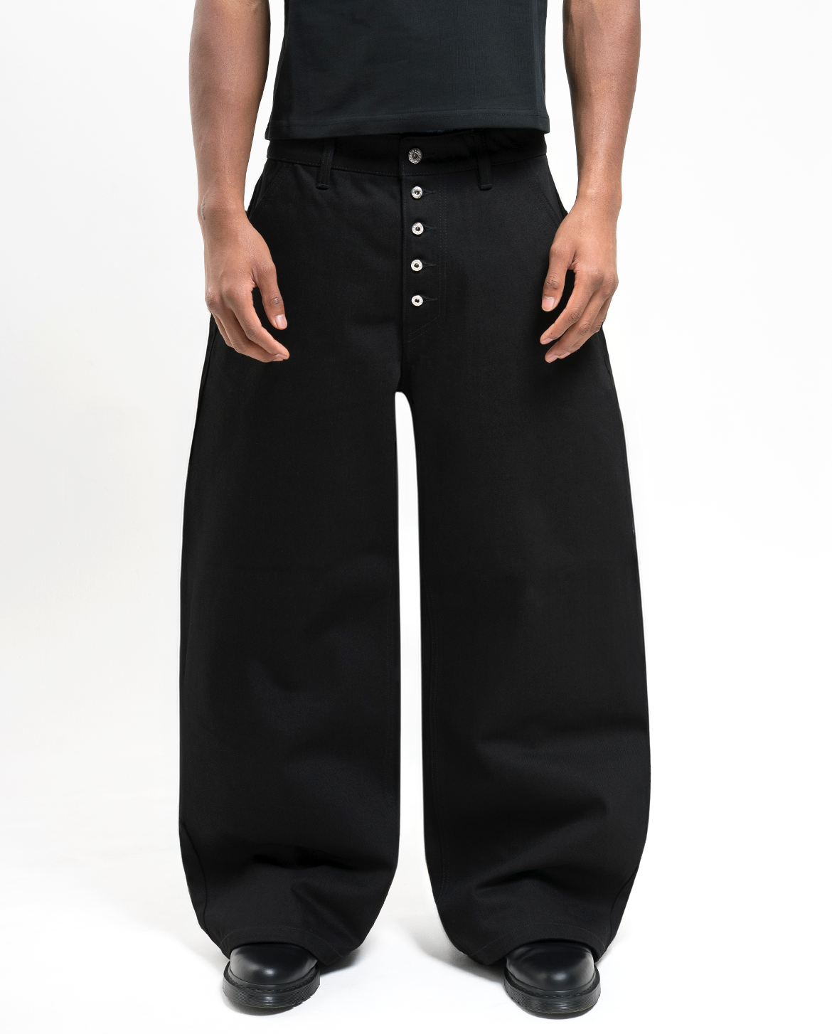 MENES Janome Raw Loose Fit Jeans - Black/Black