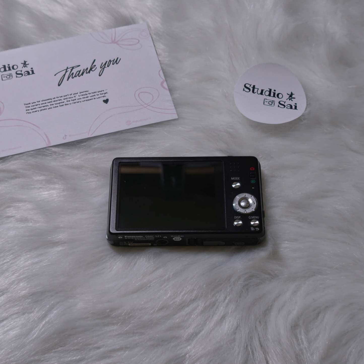 Lumix SZ1 Like-new condition