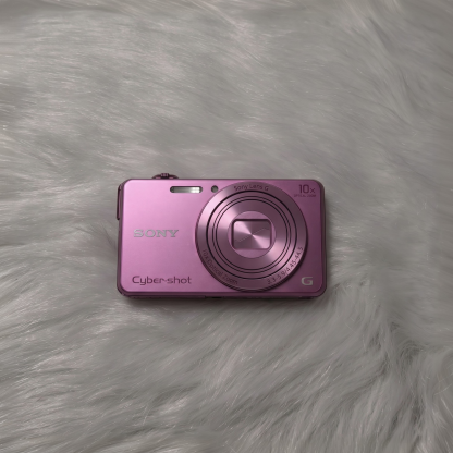 Sony Cybershot WX220 - Y2K ICON ✮ Like-new condition
