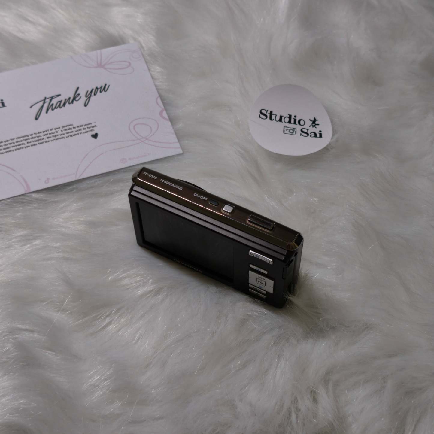 Olympus FE-4030  Like-new condition