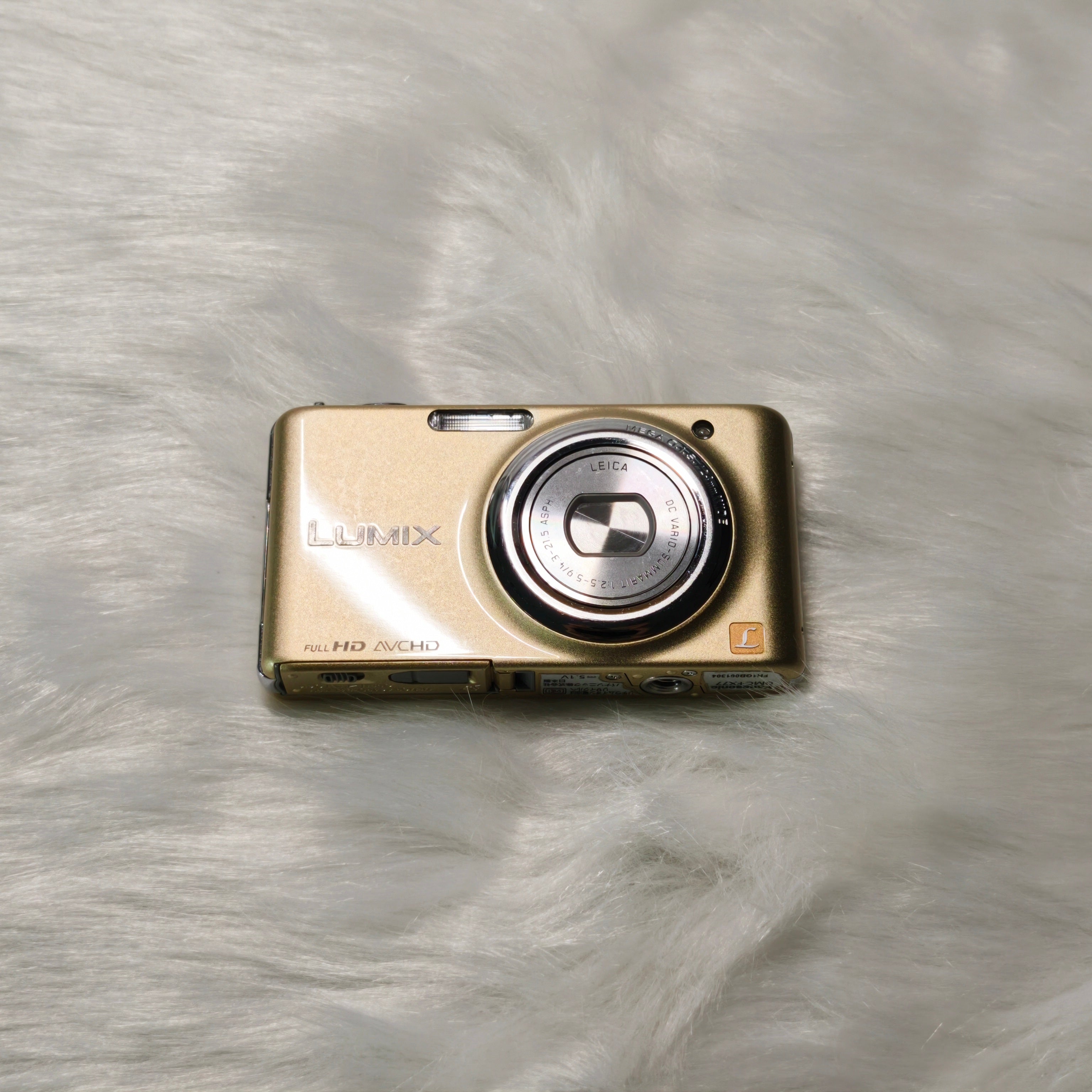 Lumix DMC-FX77 99% new