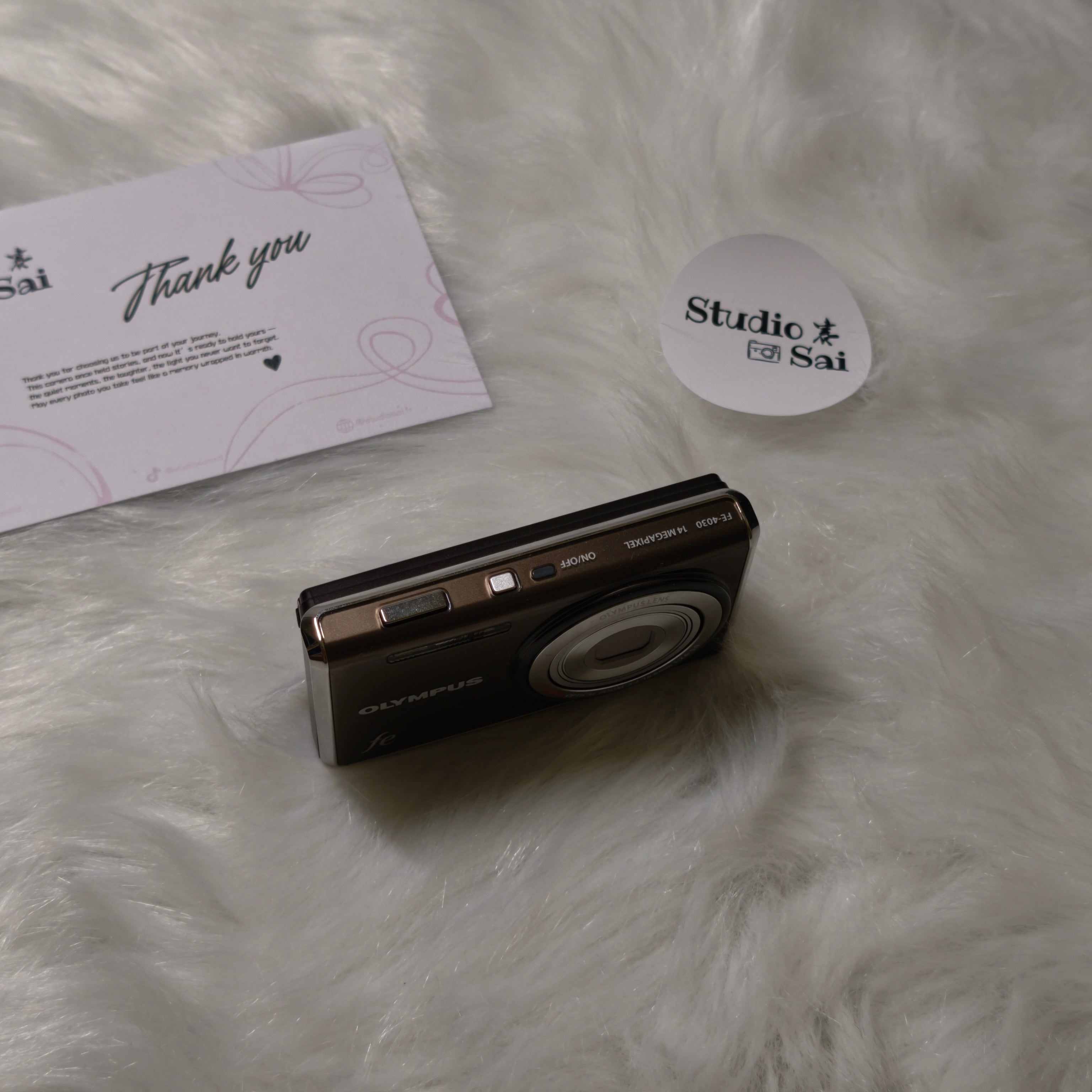 Olympus FE-4030  Like-new condition