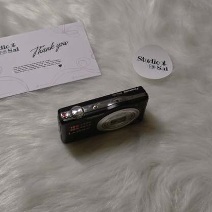 Lumix SZ1 Like-new condition