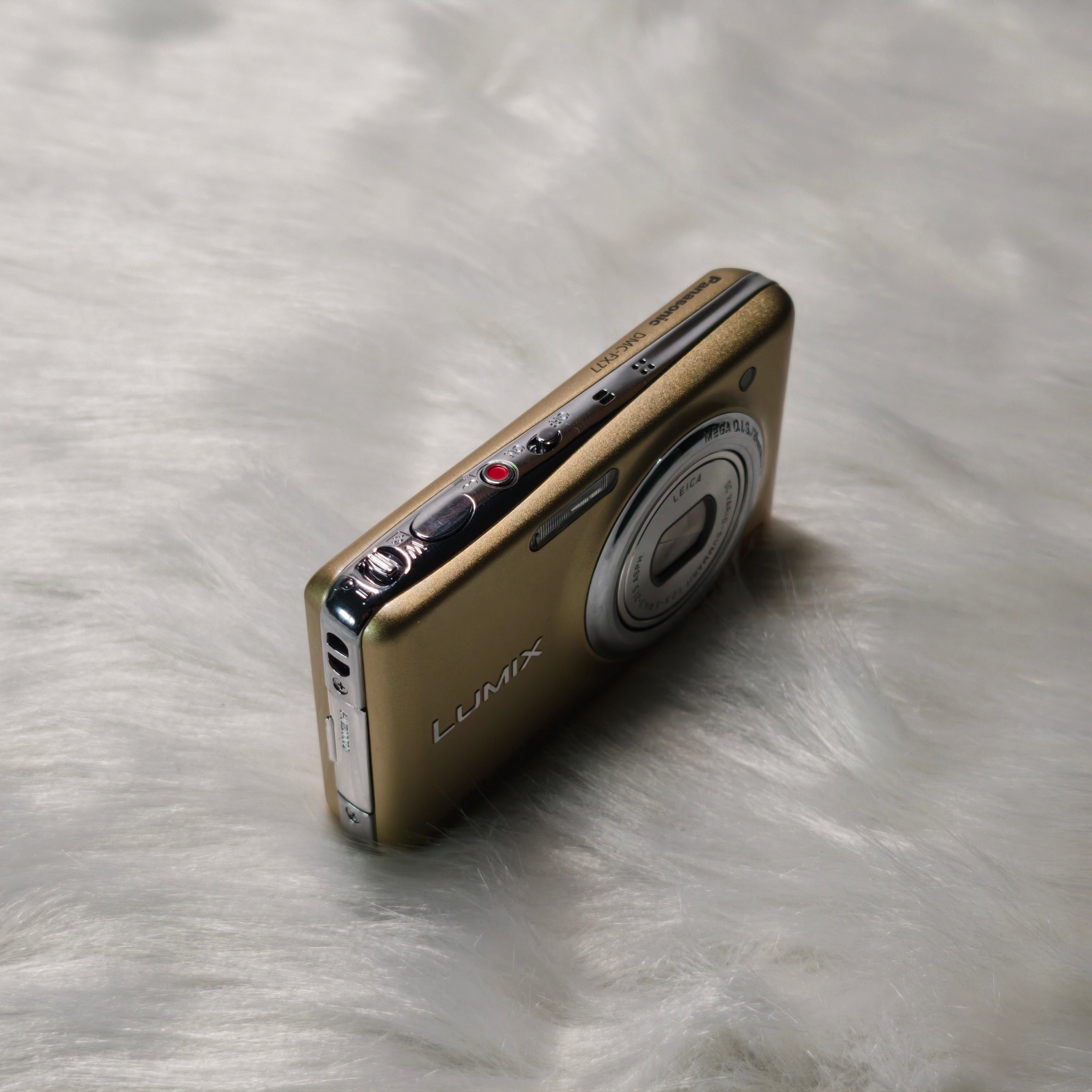 Lumix DMC-FX77 99% new