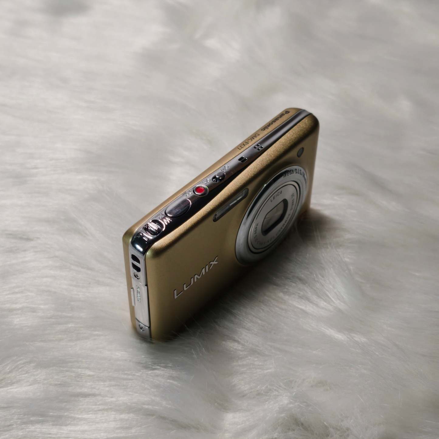 Lumix DMC-FX77 99% new