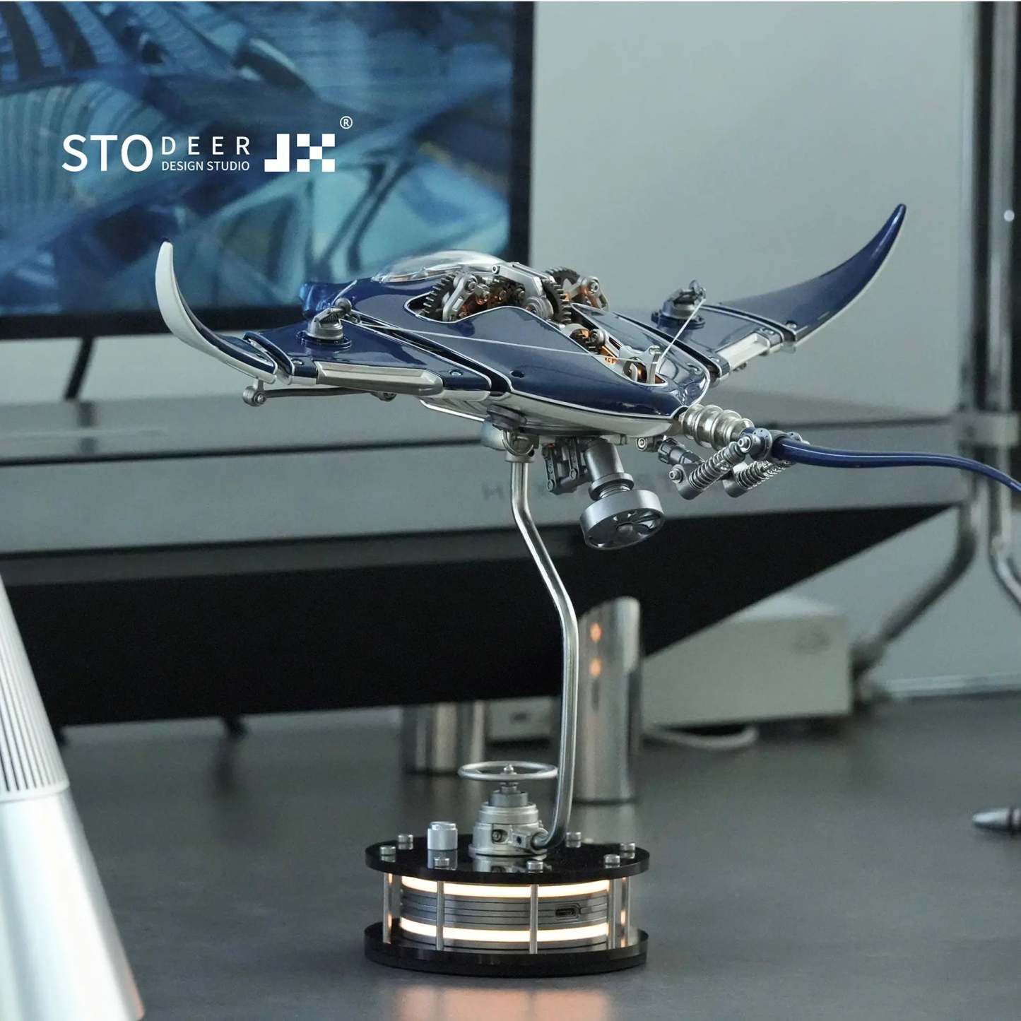 Stodeer Innovative Mechanical Metal Manta Ray Model - Ships within 24 hours