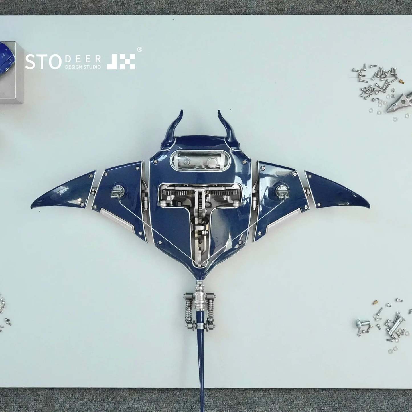 Stodeer Innovative Mechanical Metal Manta Ray Model - Ships within 24 hours