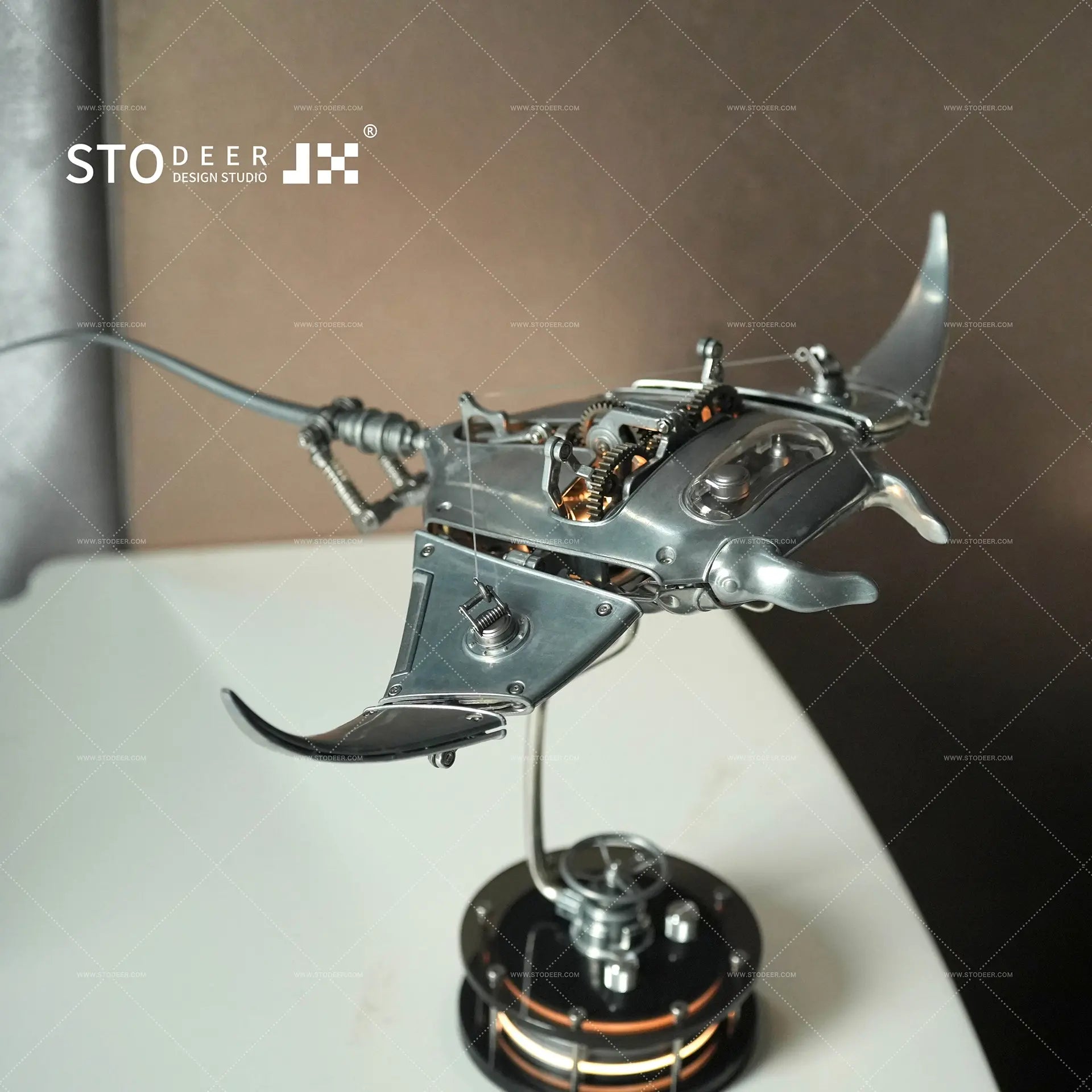 Stodeer Innovative Mechanical Metal Manta Ray Model - Ships within 24 hours