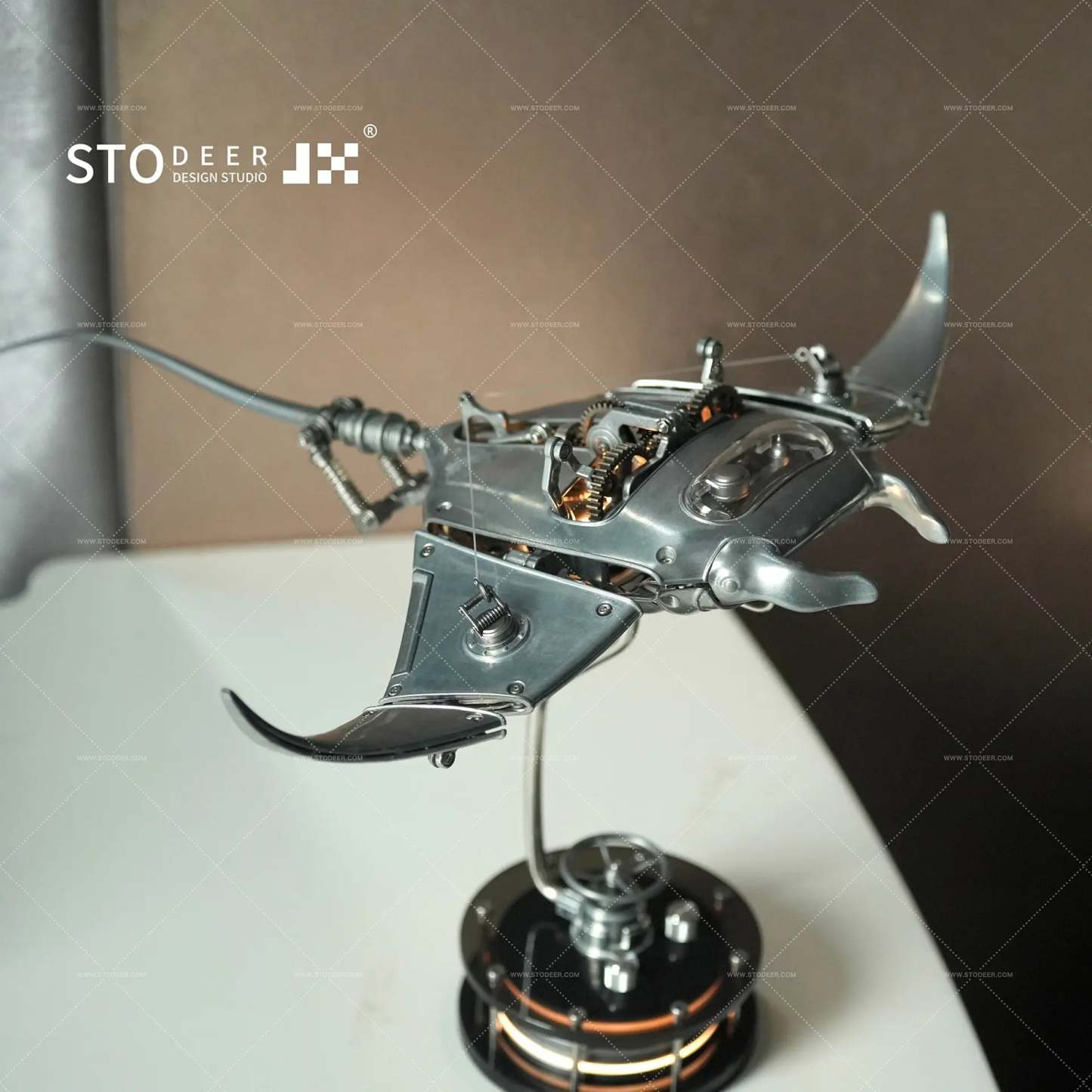 Stodeer Innovative Mechanical Metal Manta Ray Model - Ships within 24 hours