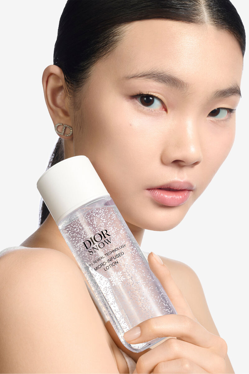 Dior Snow Micro-Infused Lotion