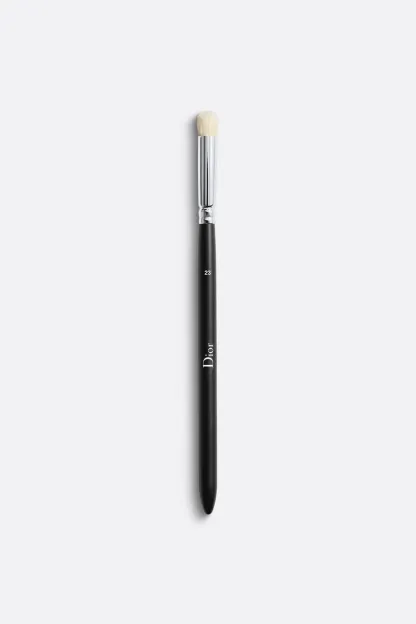 Dior Backstage Large Eyeshadow Blending Brush N° 23