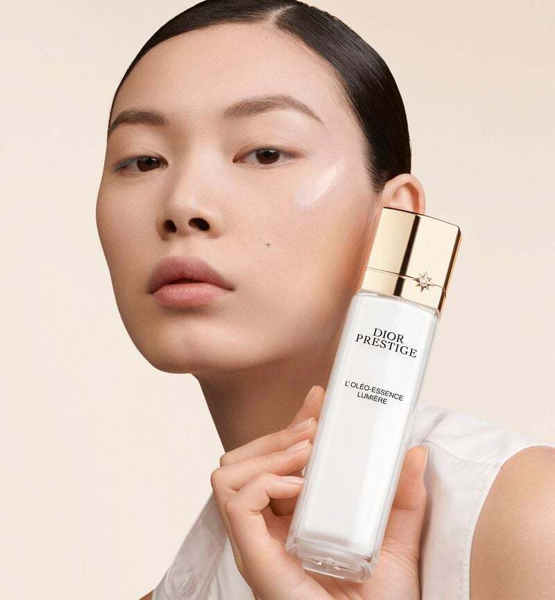 Dior Prestige L’Oléo-Essence Lumière