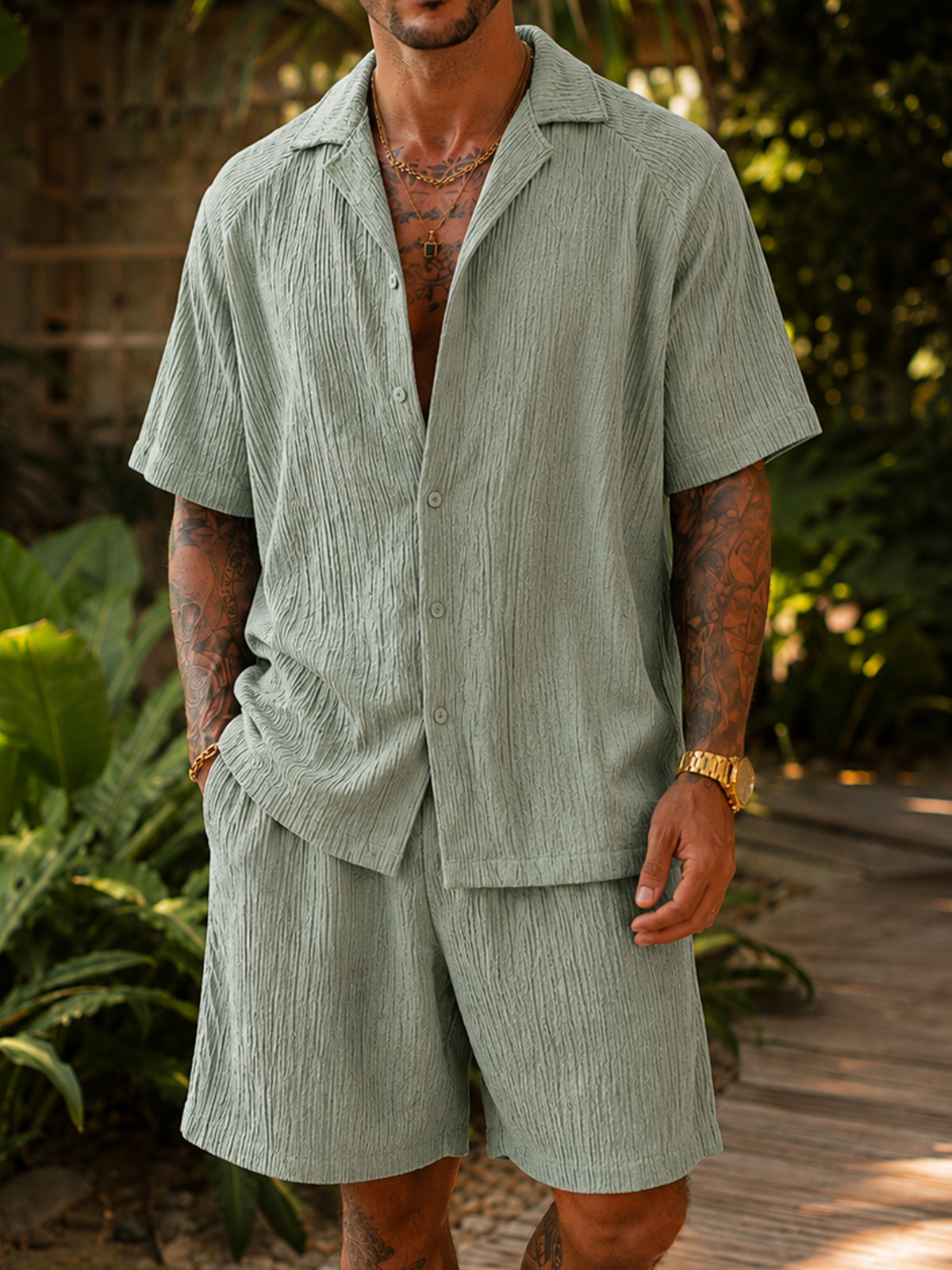 Pleated Luxury Resort Two-Piece Set – Cuban Collar Short-Sleeve Shirt & Shorts