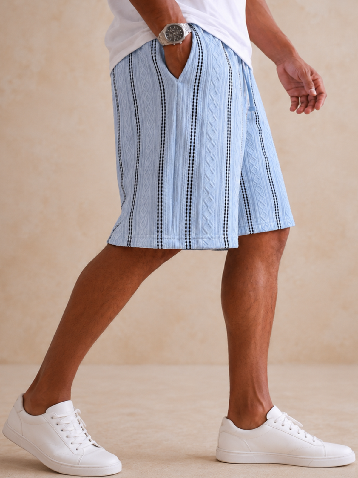 Vertical Striped Diamond Jacquard Textured Shorts