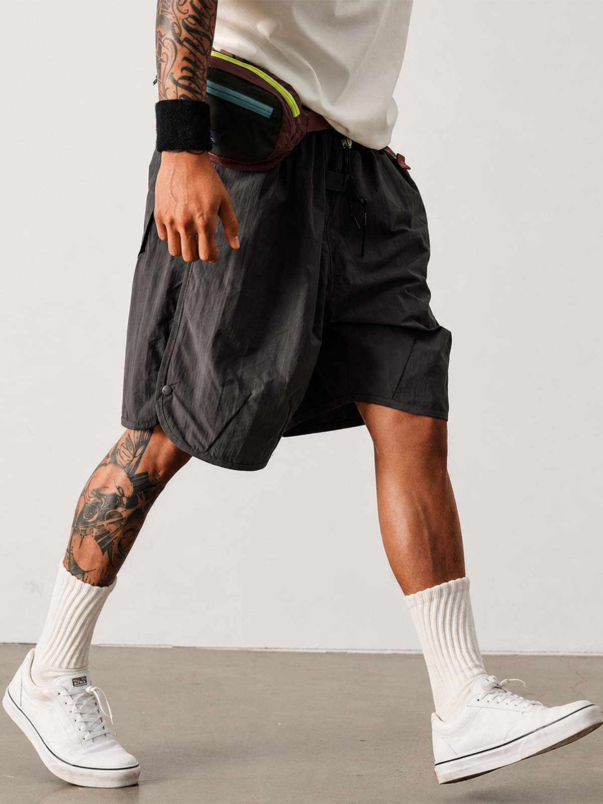 Men's Lightweight Quick-Dry Loose-Fit Wide-Leg Outdoor Casual Shorts