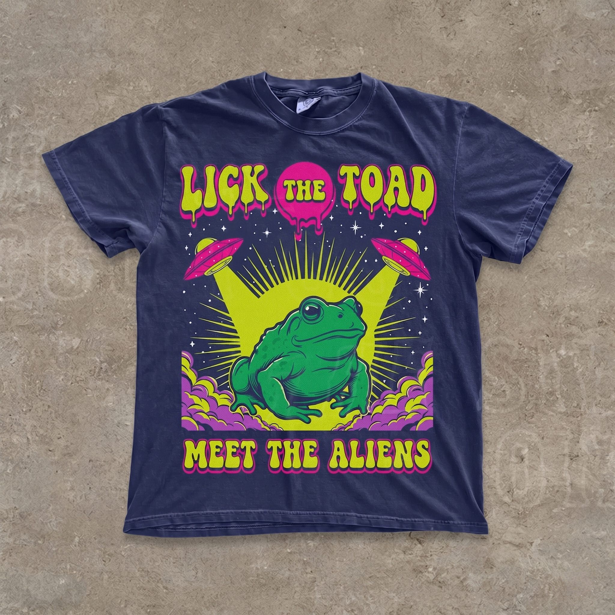 Psychedelic Frog UFO Alien Comfort T-Shirt