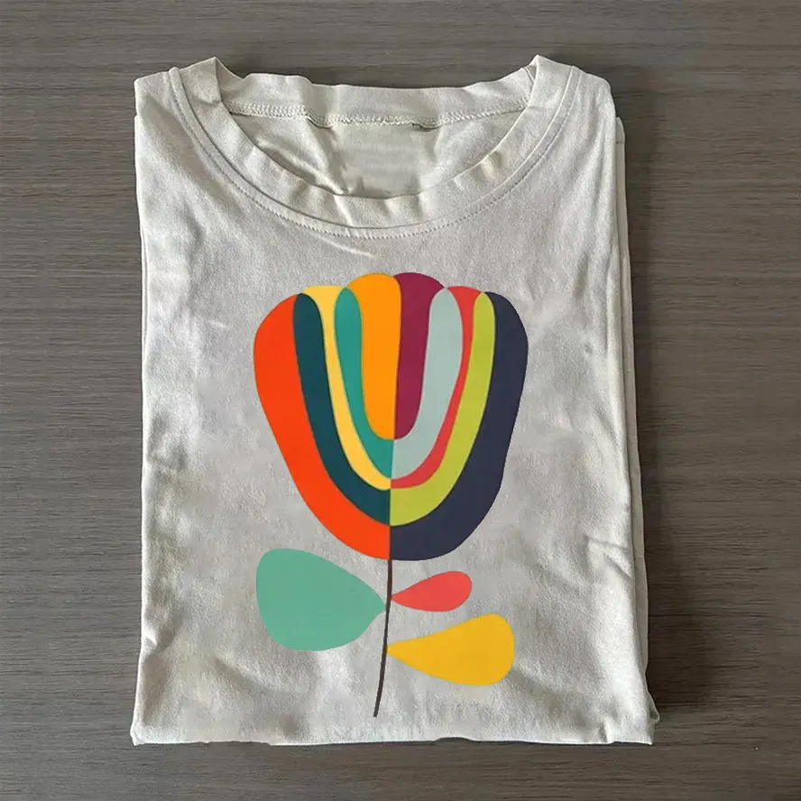 Flower Minimalist Print T-Shirt