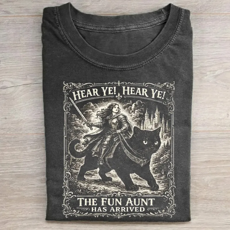 Fun Aunt Knight Riding Black Cat T-Shirt