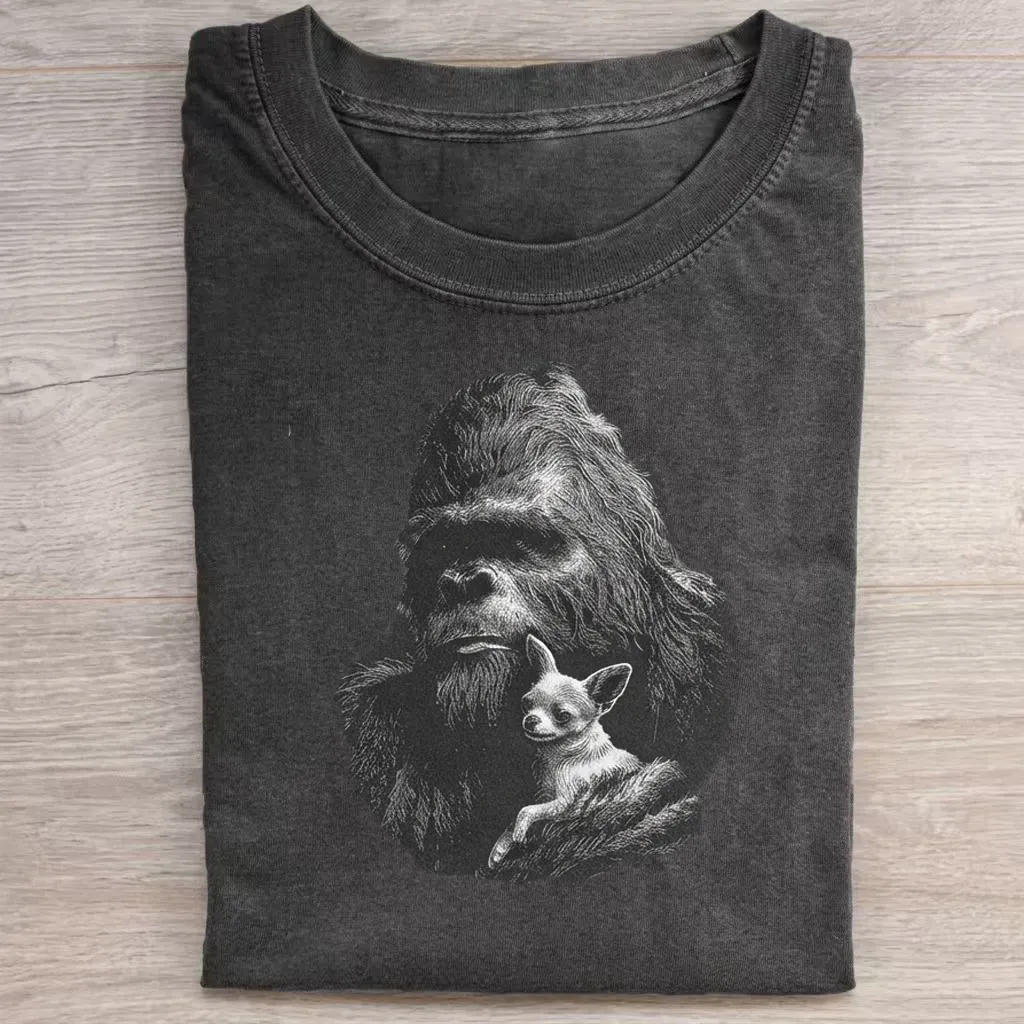 Funny Bigfoot Chihuahua T-Shirt