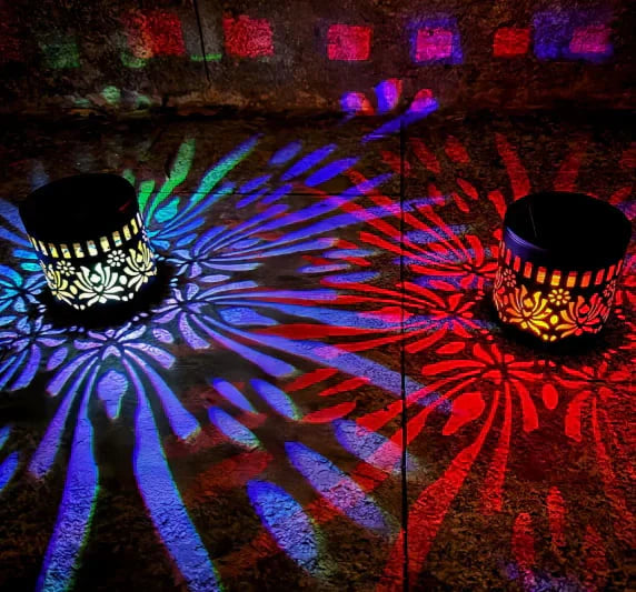 🌞 Limited-time 50% off! 🌀💥 Solar-powered outdoor garden fence projector lights for patio ambiance decoration