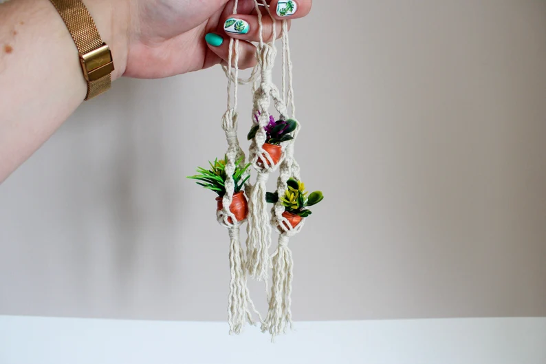 Mini Bohemian-style handwoven hanging plant basket (with artificial plants)