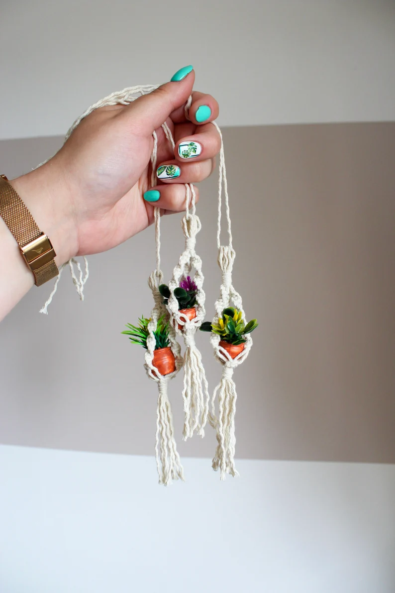 Mini Bohemian-style handwoven hanging plant basket (with artificial plants)
