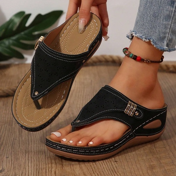🔥Summer Sizzler Sale 50%✨⛱️Breathable mesh sports sandals with non-slip sole