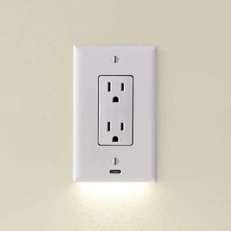 Outlet Cover with Integrated LED Night GuideLight