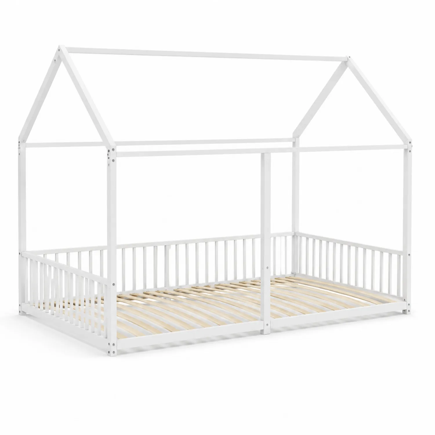 Cama infantil en forma de casa de madera blanca
