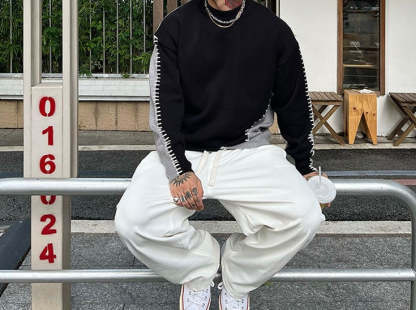 Men's Contrast Color Round Neck Sweater